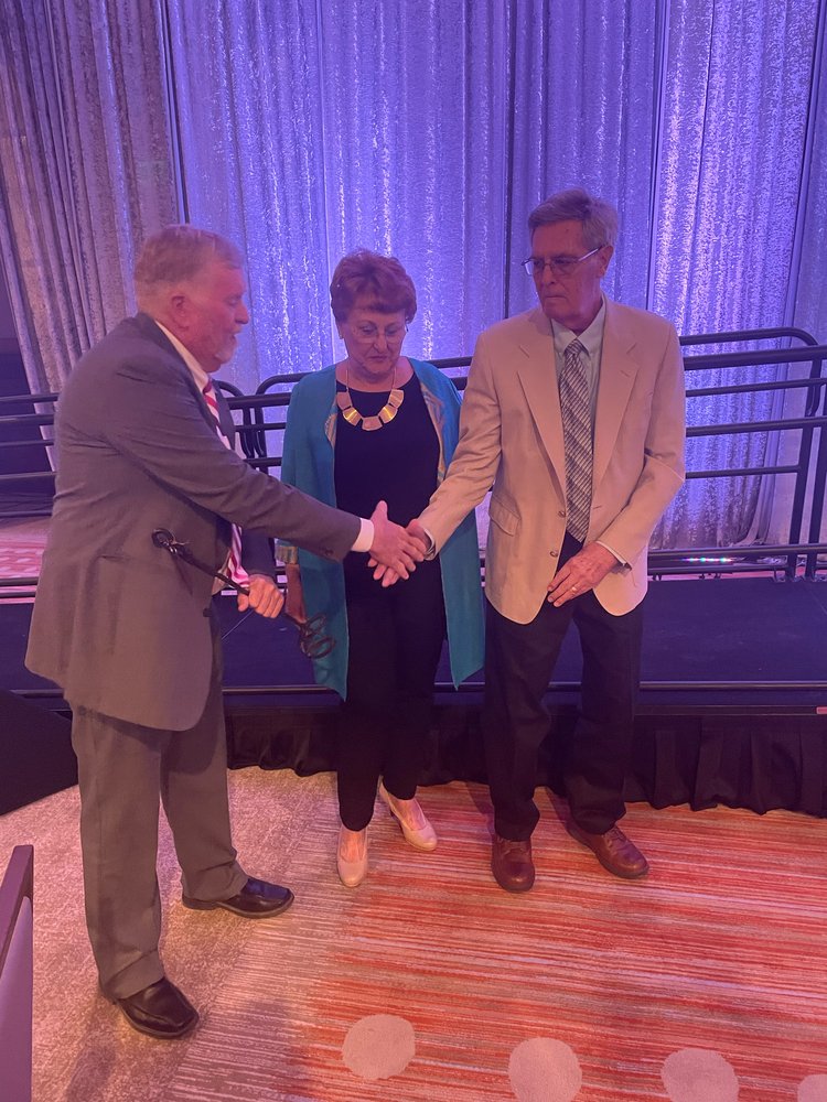 Branding Iron Award Winners Don and Georgia Duncan with Mayor Honea